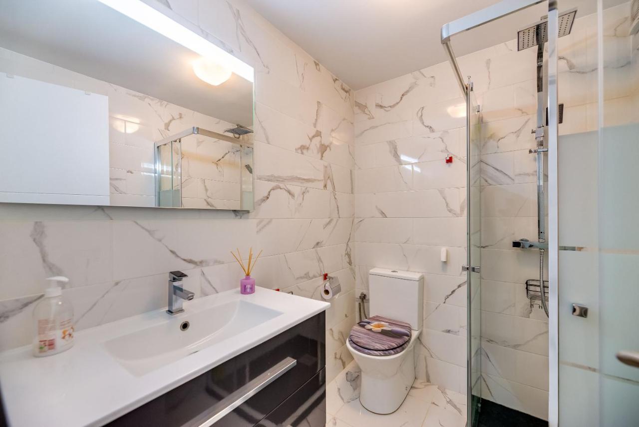 Beach Apartment มาร์เบยา ภายนอก รูปภาพ